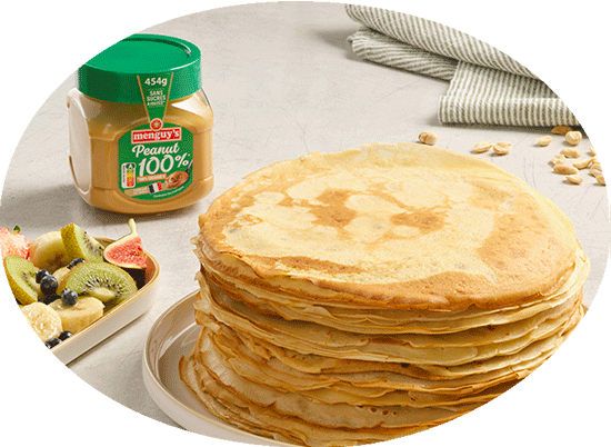 Agence Belle Nouvelle ! Photo d'une table de petit déjeuner avec des pancakes de Peanut Butter Menguy's